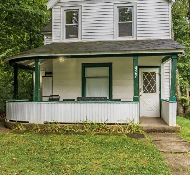 Falls House, by All-Year Shuls - Woodridge, Catskills NY