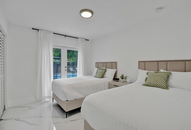 Melody kosher villa, Heated Pool - N. Miami Beach, FL