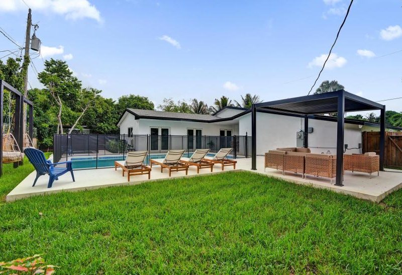 Melody kosher villa, Heated Pool - N. Miami Beach, FL