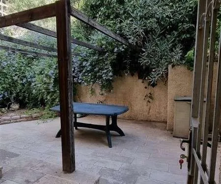 Yerushalayim Condo with Private Backyard - Near Kosel