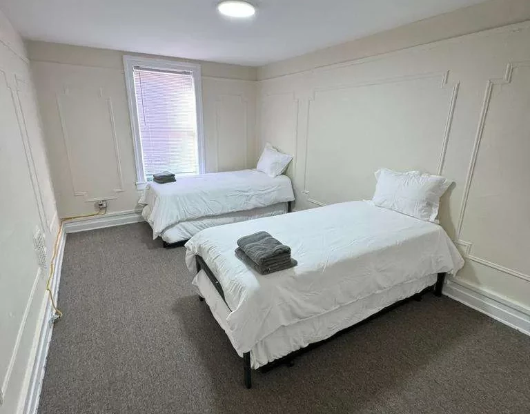 Private Room w' 4 Twin Beds Near 770 - Crown Heights #5