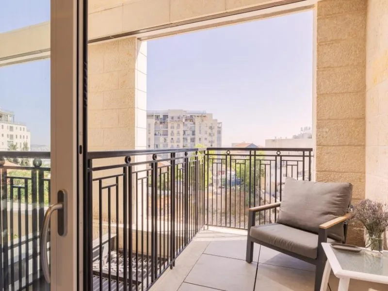 Graysen, Deck, 2 Bedroom - Jerusalem Estates