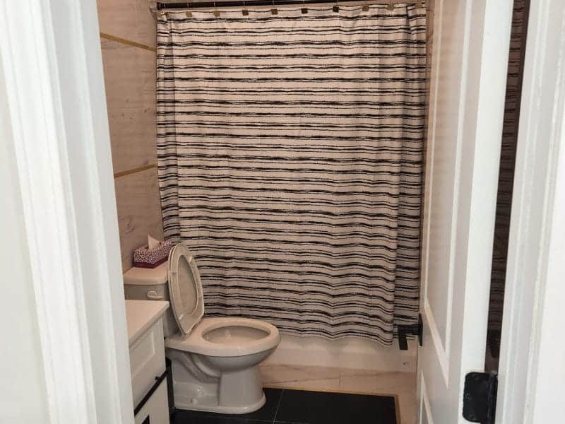 Collins 2 Bedroom Apt - Spring Valley / Monsey NY