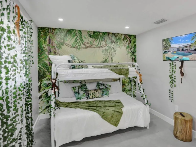 Roosevelt Villa - Heated Pool, Game Room - Hollywood, FL