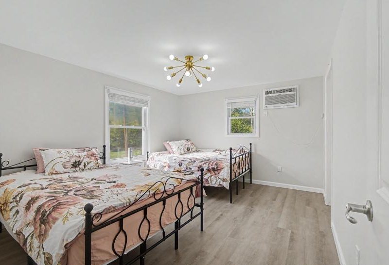 Quiat Villa, Pool, All Year Shuls, Mountain Dale / Catskills, NY