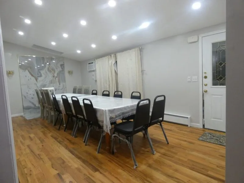 Quiat Villa, Pool, All Year Shuls, Mountain Dale / Catskills, NY