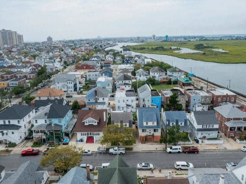 Jersey Shore Villa, Beachfront Access - Atlantic City, NJ.