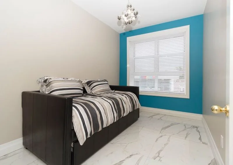 Marble Apt - Boro Park, Brooklyn, New York