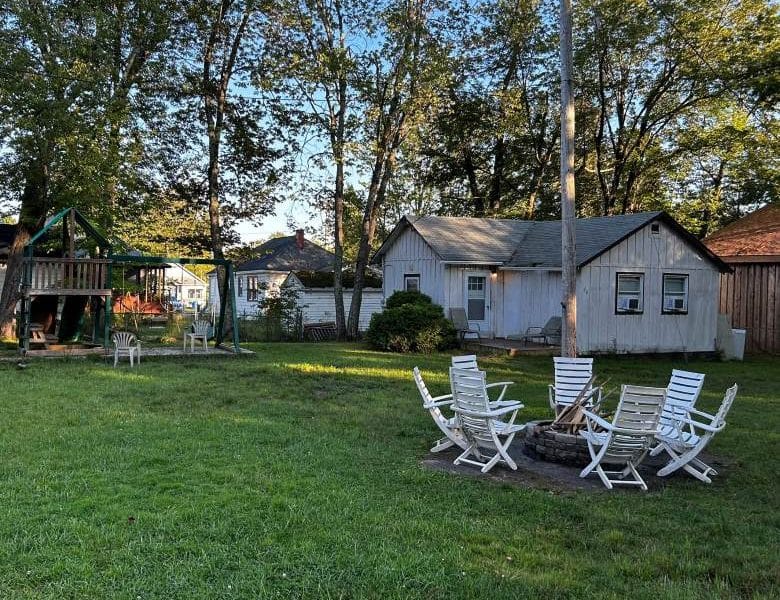 Sheldrake Cottage, Lake Access – Loch Sheldrake / Catskills, NY