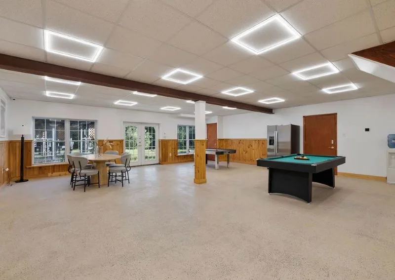 Silver Paradise, 65 Acres, Jacuzzi, Sauna - Woodridge, NY