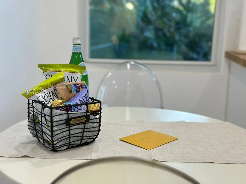 Luxury Container Guesthouse - Hollywood / Cooper City, Florida