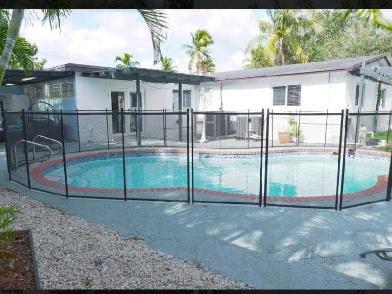 Meadow Villa, Heated Pool, Playground - N. Miami Beach, FL