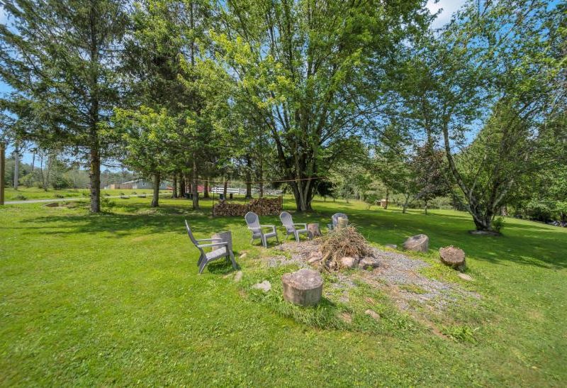 The Porch House, Lake Boating - Catskills, Liberty, New York