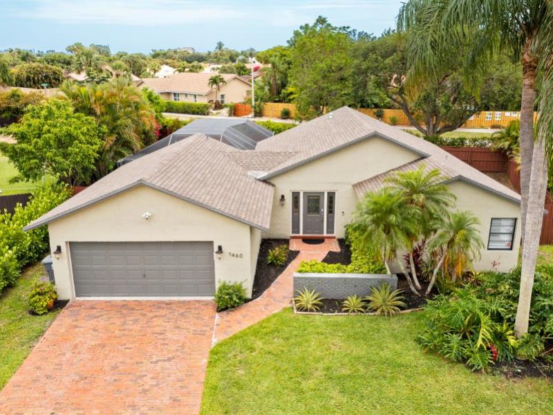 Clemente Villa, Heated Pool - Boca Raton, Florida