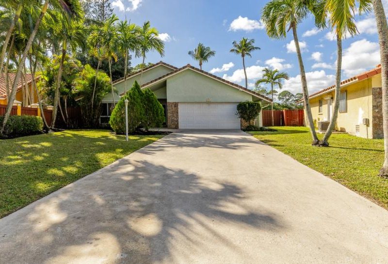 Silver Woods Villa, Heated Pool, Hot tub - Boca Raton, Florida