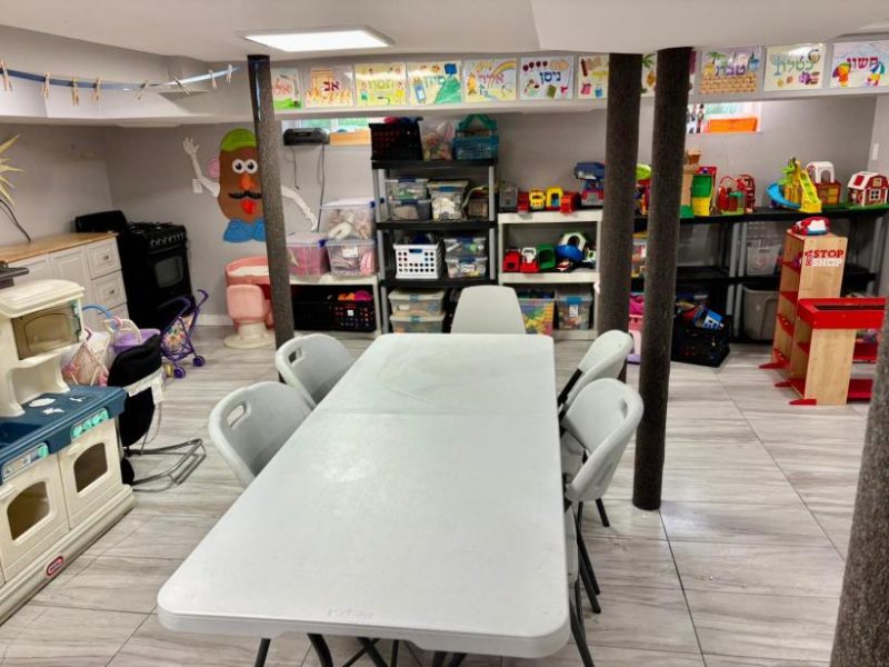 Lake Apt, Toys, Lake-view, - Central Lakewood, NJ