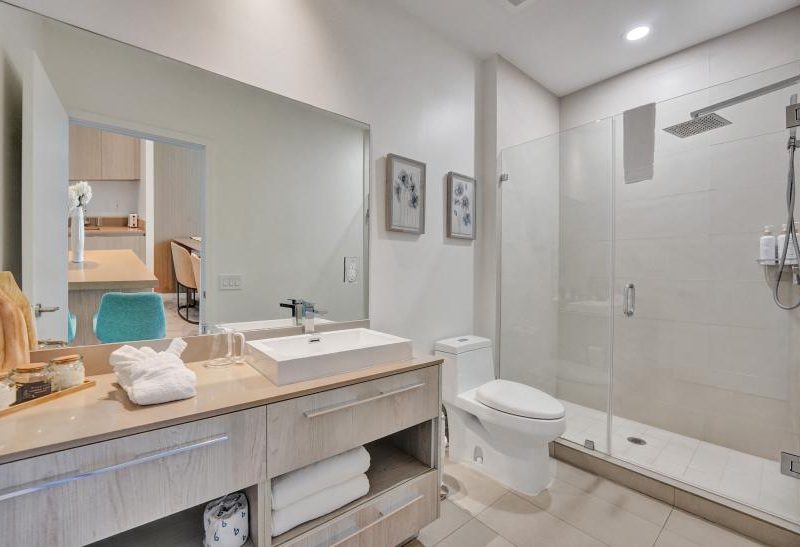 Luxury Oceanfront unit in Lyfe resort, Kosher - Hollywood, Florida