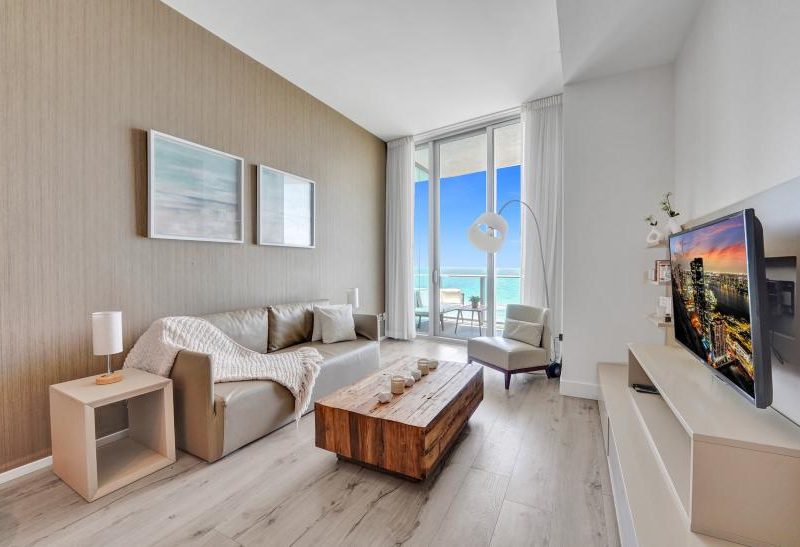 Luxury Oceanfront unit in Lyfe resort, Kosher - Hollywood, Florida