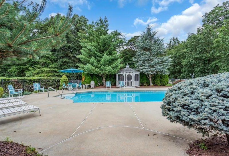 Hills Villa, Heated Pool - Jackson, NJ