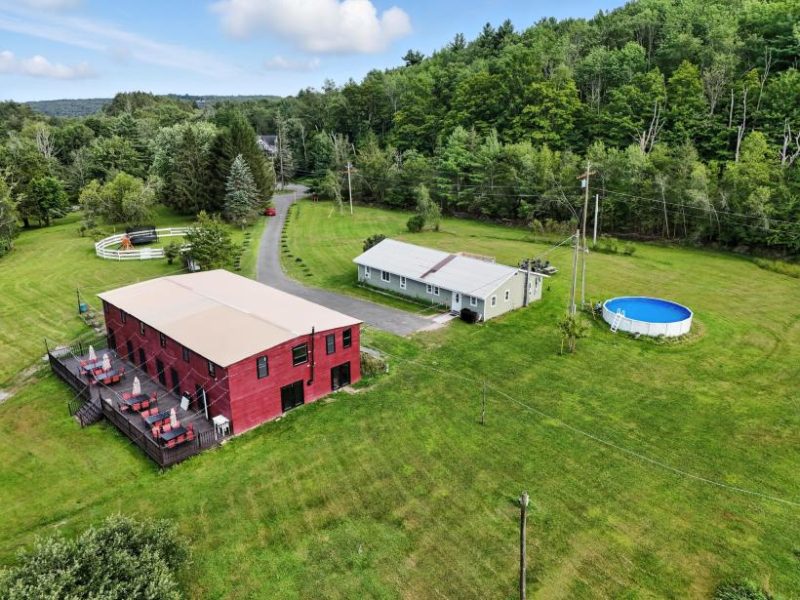 Barn Retreat, Lake, Pools, Shul - Liberty, Catskills, NY