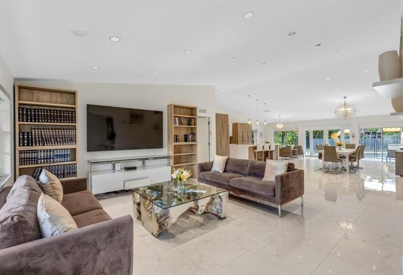 Calma Villa, Heated Pool - North Miami Beach, Florida