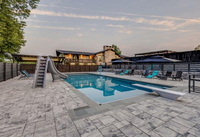 Kingsmere Estate, Pool, Courts, Shul - Baldwin, Maryland