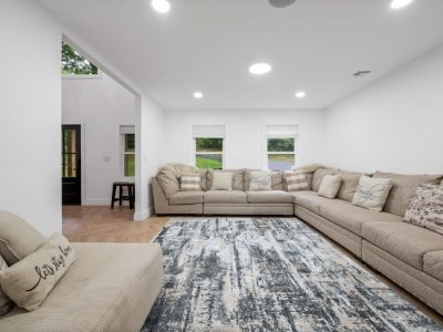Westwood Villa, Large Pool, All Year Shul - Ellenville, Catskills, NY
