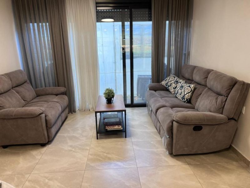 Zar Apt - Ramat Eshkol, Israel