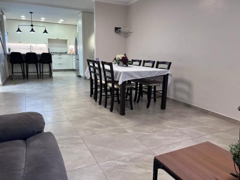 Zar Apt - Ramat Eshkol, Israel