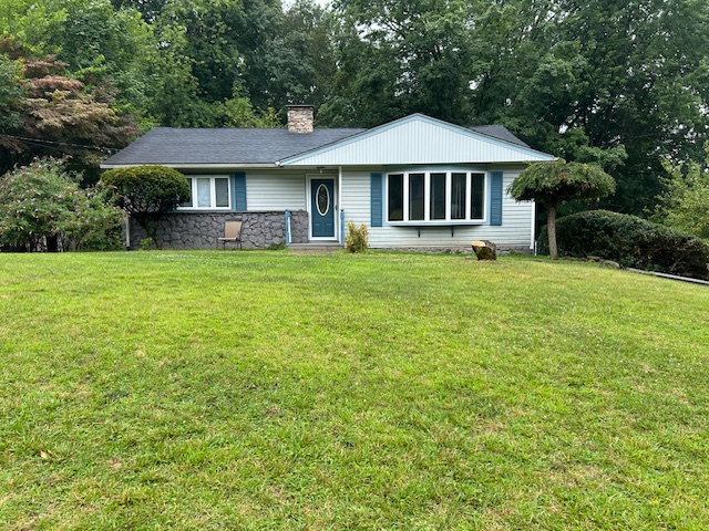 Balcony House - Chestnut Ridge, Monsey, NY