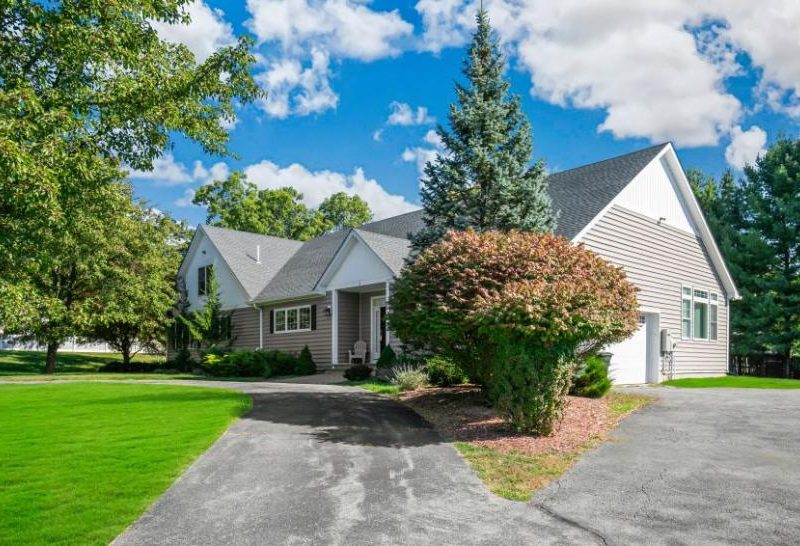 Dara Villa - Monroe, NY