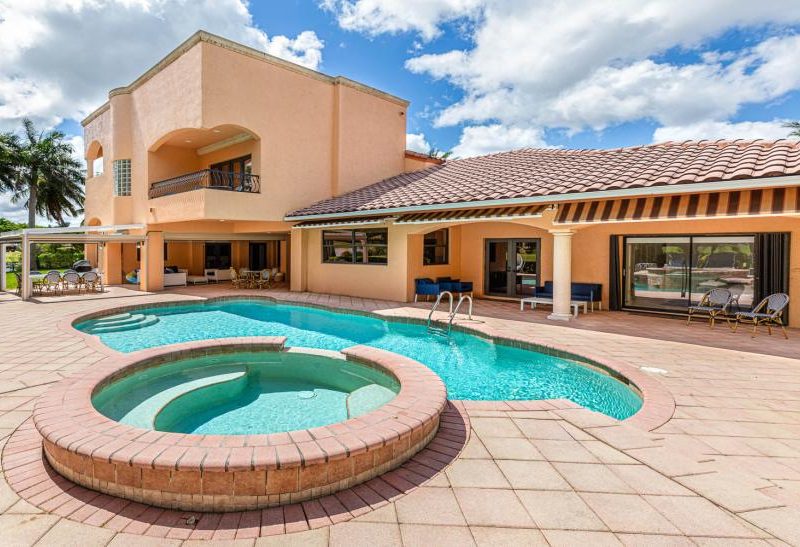 Marbella Villa, Heated Pool - Hollywood, FL