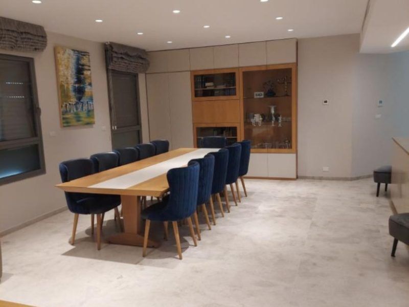 Schiff Apt – Schneller, Geula, Jerusalem, IL