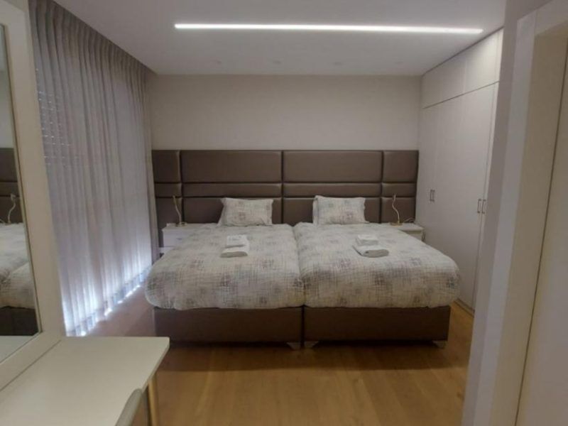 Schiff Apt – Schneller, Geula, Jerusalem, IL