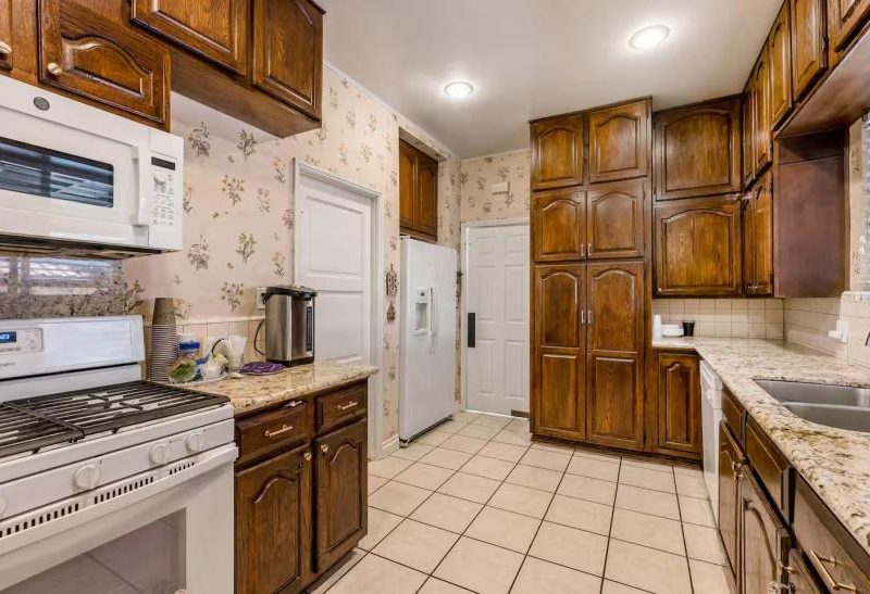 Spanish Haven, Los Angeles, CA