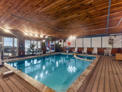 Ridgway Estate, Heated Pool, Sauna - West Dover, VT