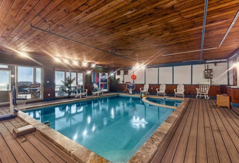 Ridgway Estate, Heated Pool, Sauna - West Dover, VT