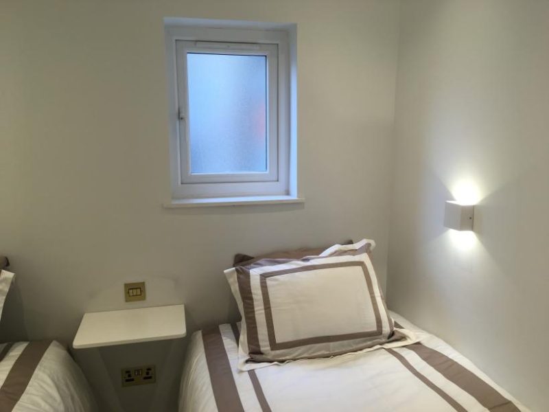 Observant Escape Apt - London, UK