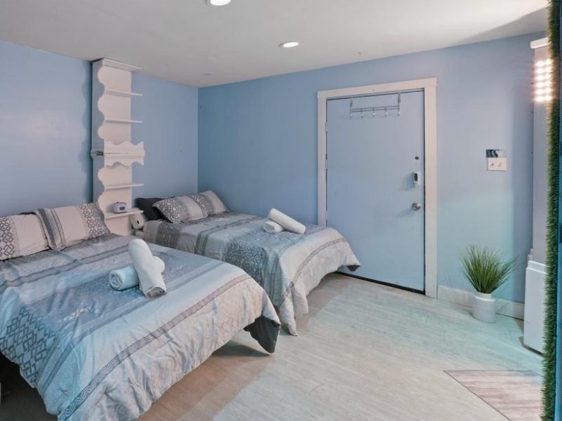 Unwind Apt, Spa, Sauna - Baltimore, MD