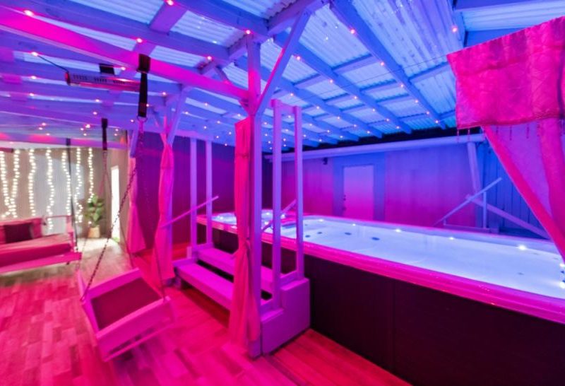 Unwind Apt, Spa, Sauna - Baltimore, MD